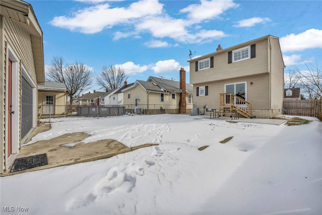 Wickliffe, OH 44092,29919 Robert ST