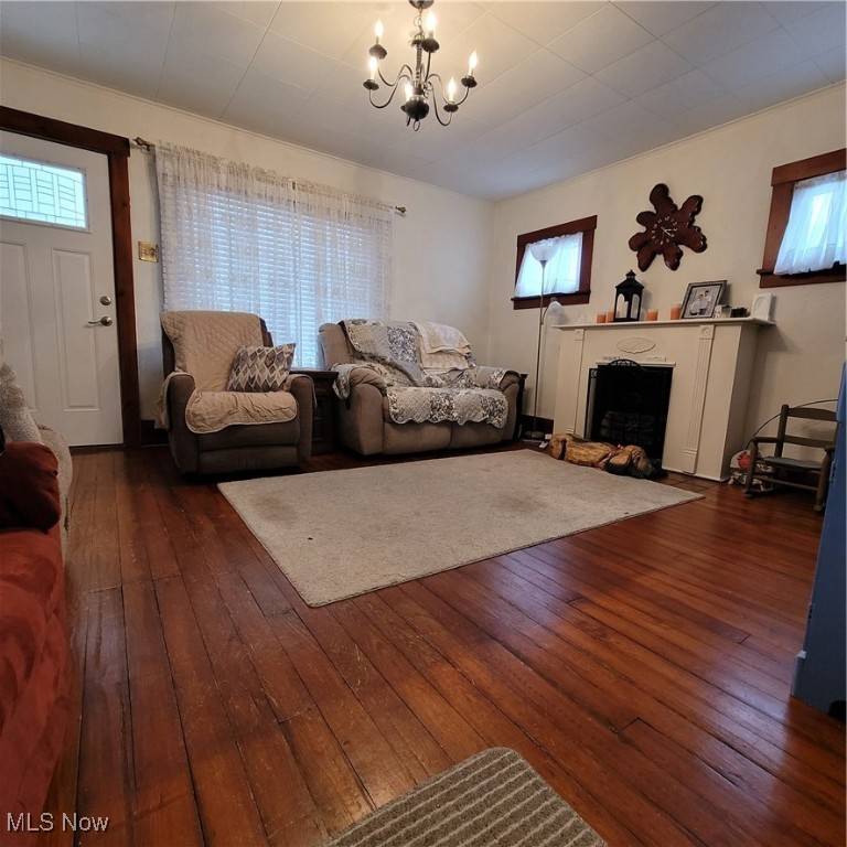 East Liverpool, OH 43920,1596 Holliday ST