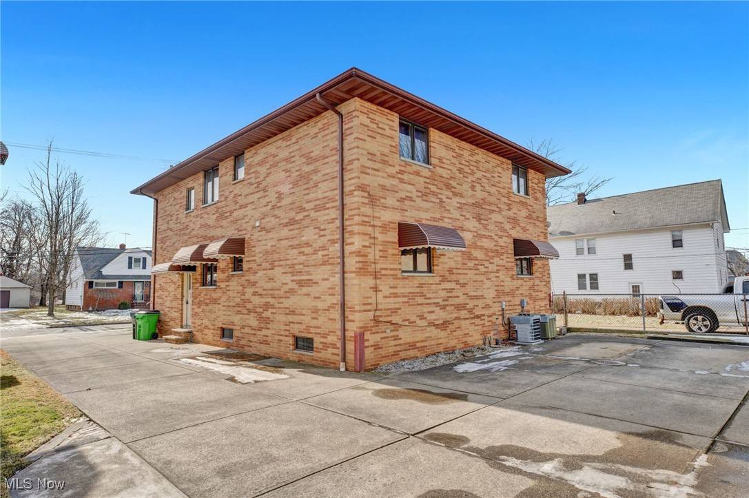 Euclid, OH 44119,20171 Miller AVE