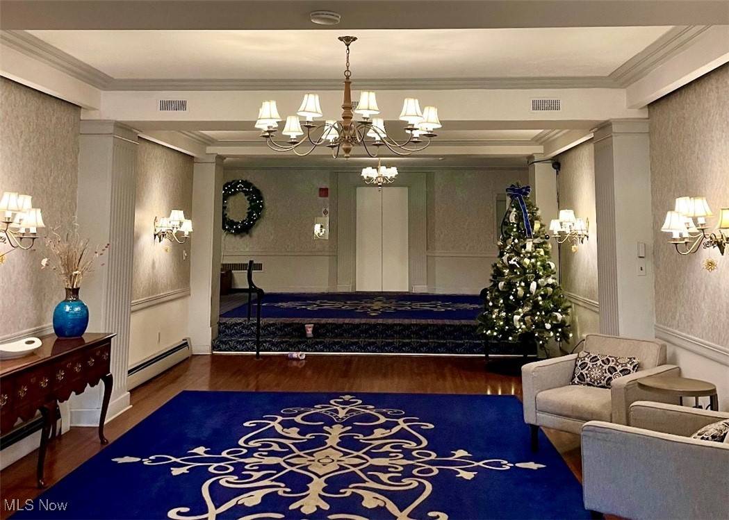 Shaker Heights, OH 44120,13800 Fairhill RD #503