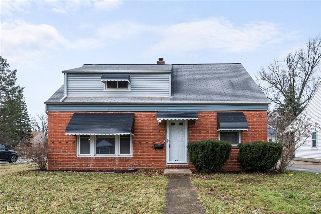 Euclid, OH 44132,640 E 261st ST