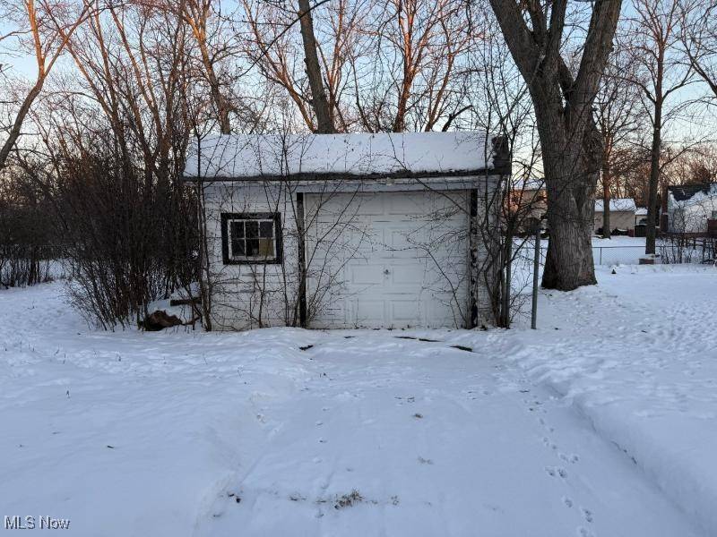 Bedford Heights, OH 44146,109 Avalon DR