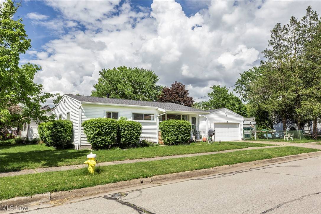 Akron, OH 44314,859 Sutherland AVE