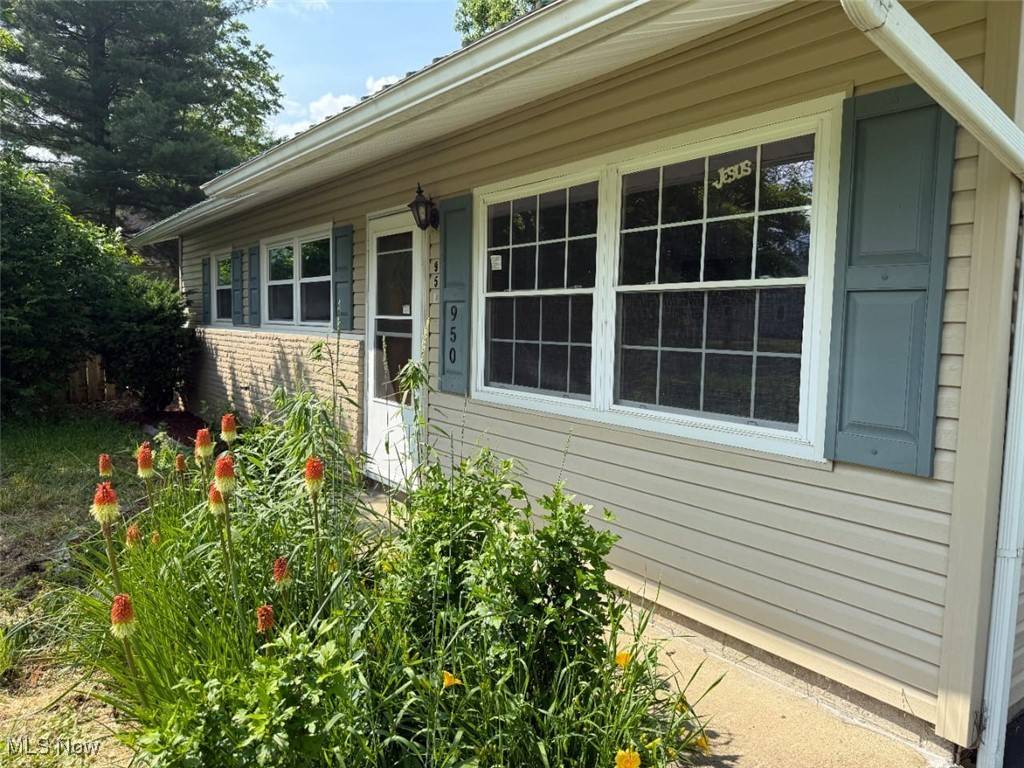Boardman, OH 44511,950 Donmar LN