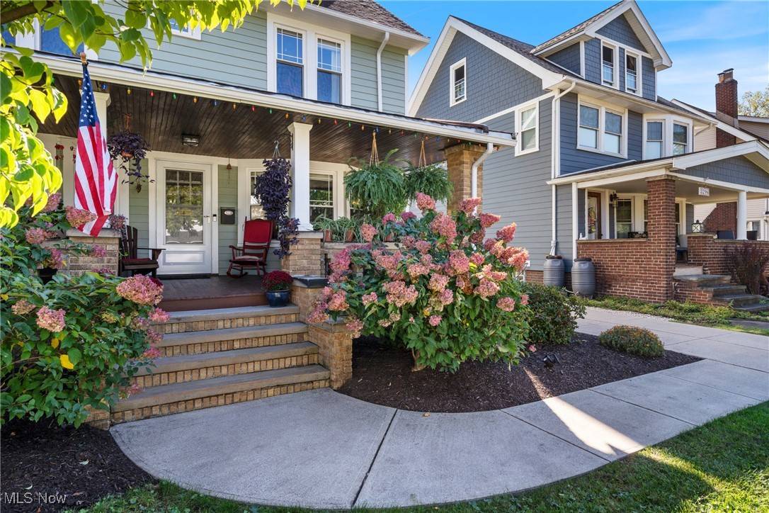 Cleveland Heights, OH 44118,3302 E Scarborough RD