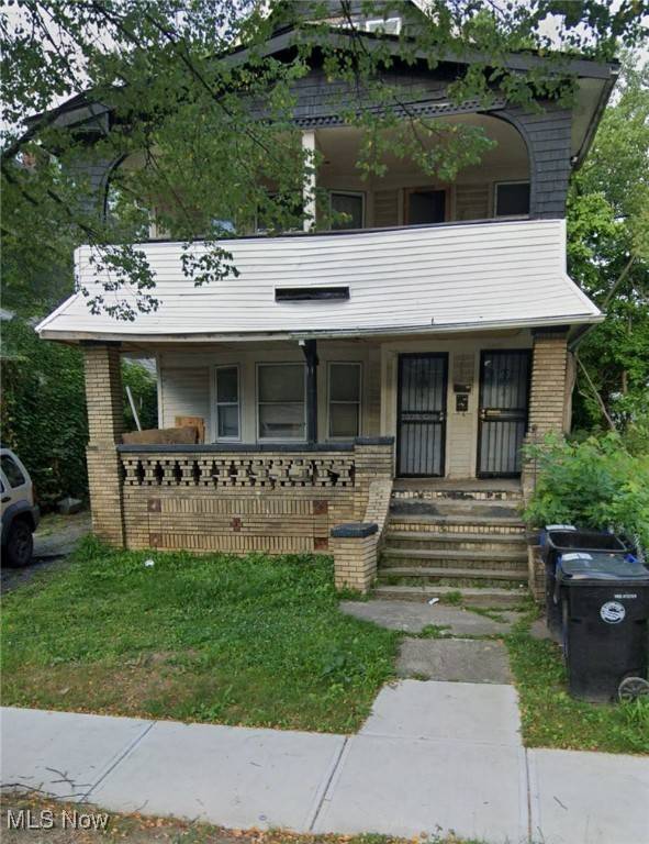 Cleveland, OH 44120,3332 E 145th ST