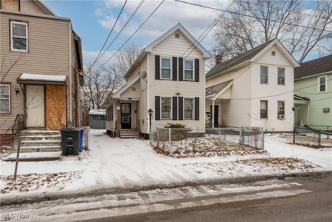 Cleveland, OH 44103,1394 E 53rd ST