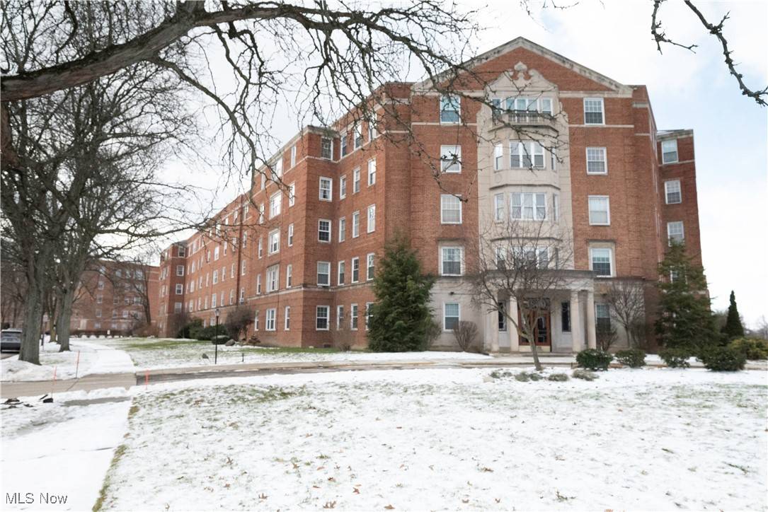 Shaker Heights, OH 44120,13800 Fairhill RD #505