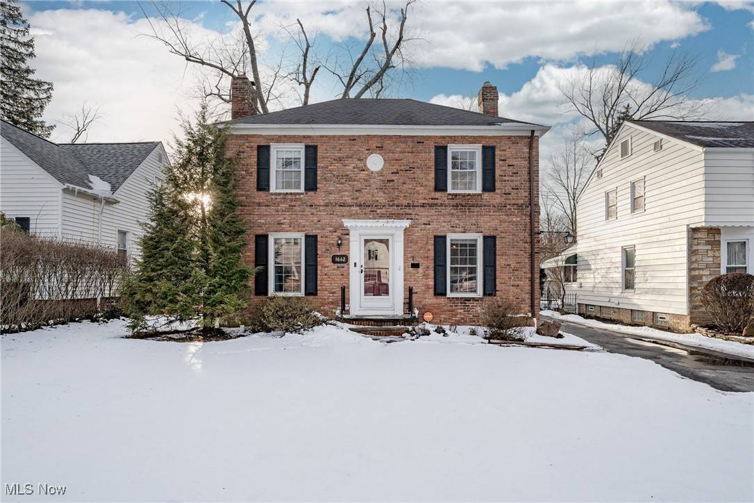 South Euclid, OH 44121,1662 Oakmount RD