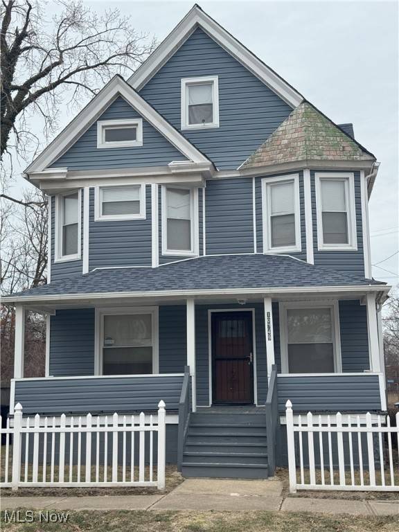 Cleveland, OH 44106,10749 Hull AVE