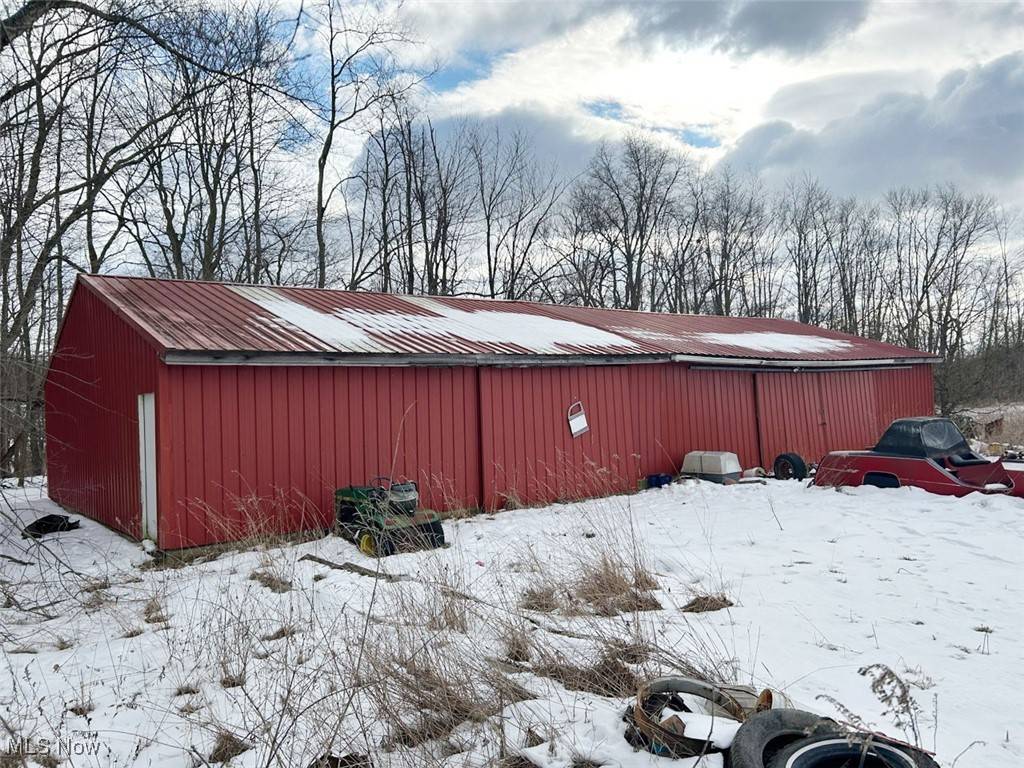 Salem, OH 44460,1441 W Pine Lake RD