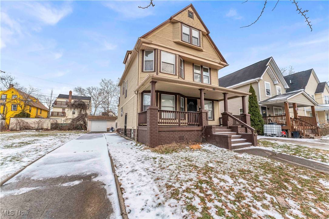 Cleveland, OH 44103,2233 E 80th ST