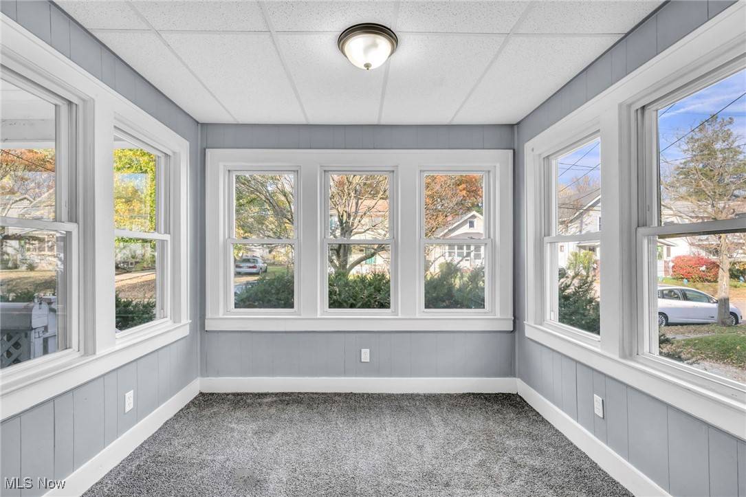 Akron, OH 44305,1802 Ford AVE