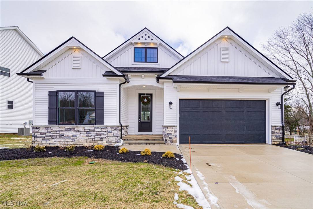 Mentor, OH 44060,9118 Dove CT