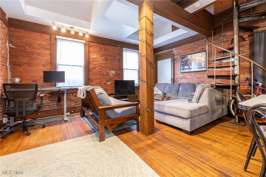 Cleveland, OH 44113,3001 Bridge AVE #3