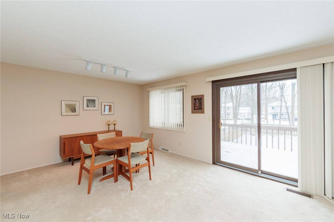 Mentor, OH 44060,6949 Traymore CT
