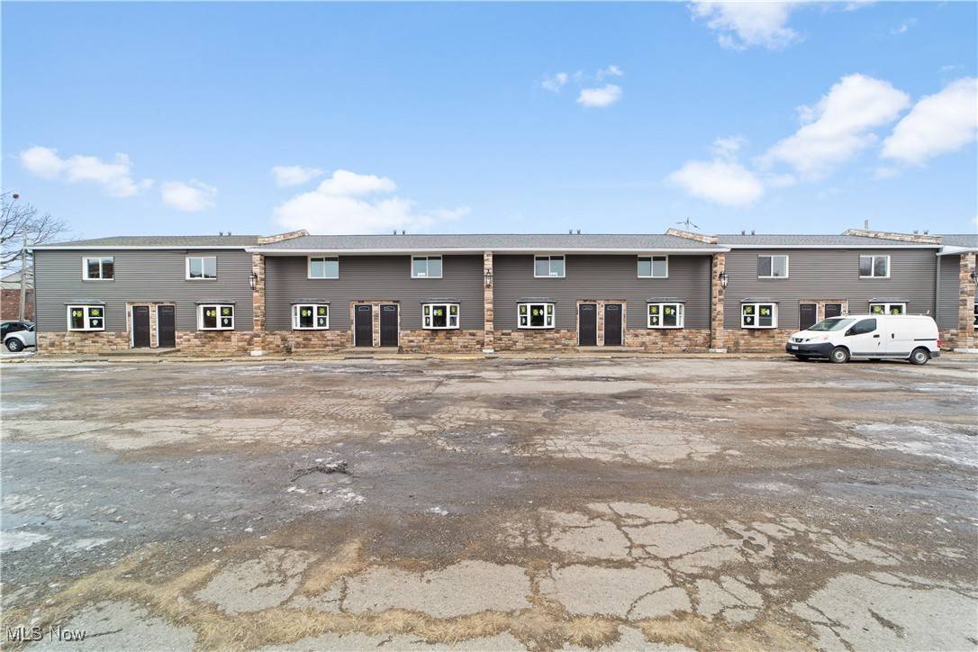 Lorain, OH 44053,3960 W Erie AVE