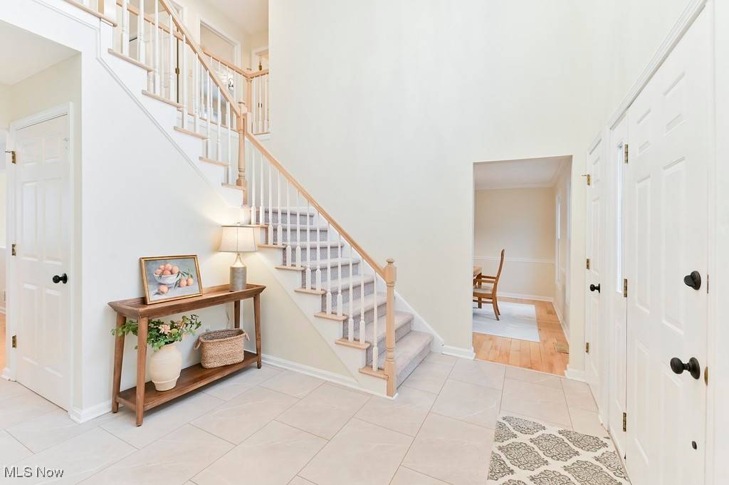 Highland Heights, OH 44143,482 Longspur RD