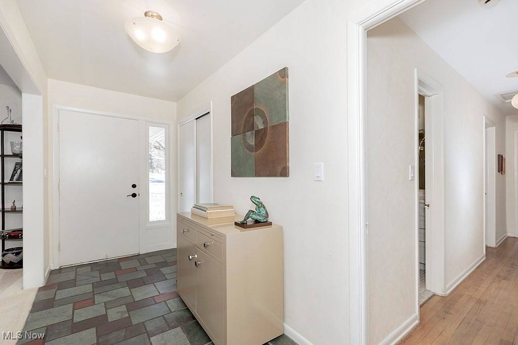 Pepper Pike, OH 44124,3075 Bremerton RD