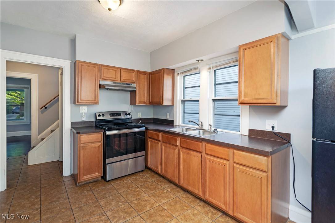 Cleveland Heights, OH 44118,3243 Yorkshire