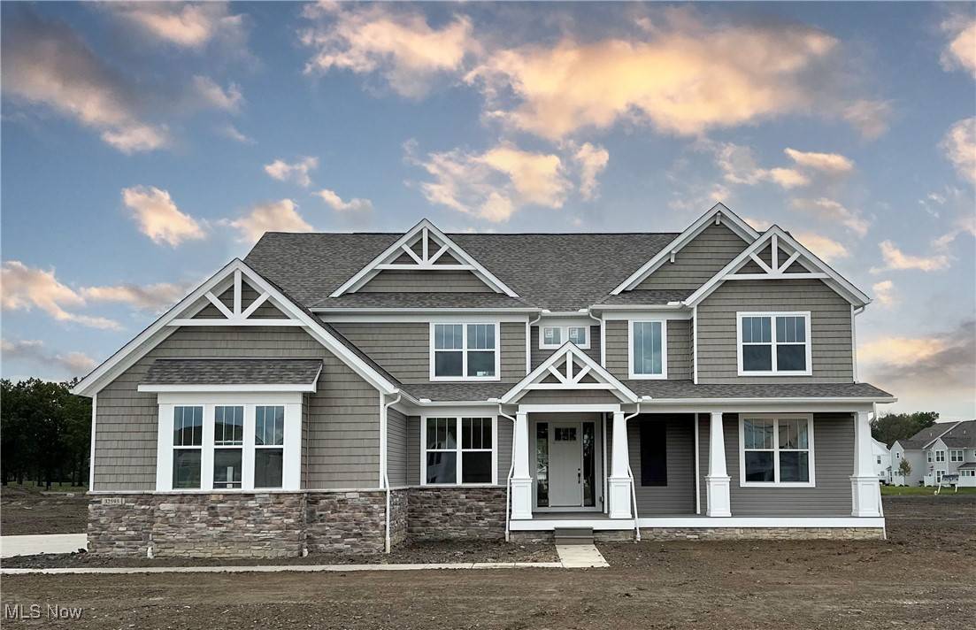 Avon Lake, OH 44012,32593 Trillium CT