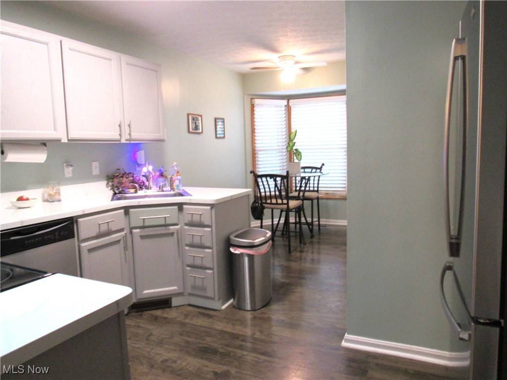 Strongsville, OH 44149,18344 Woodside Crossings S