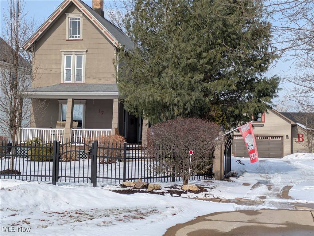 Jefferson, OH 44047,11, 17 W Walnut ST