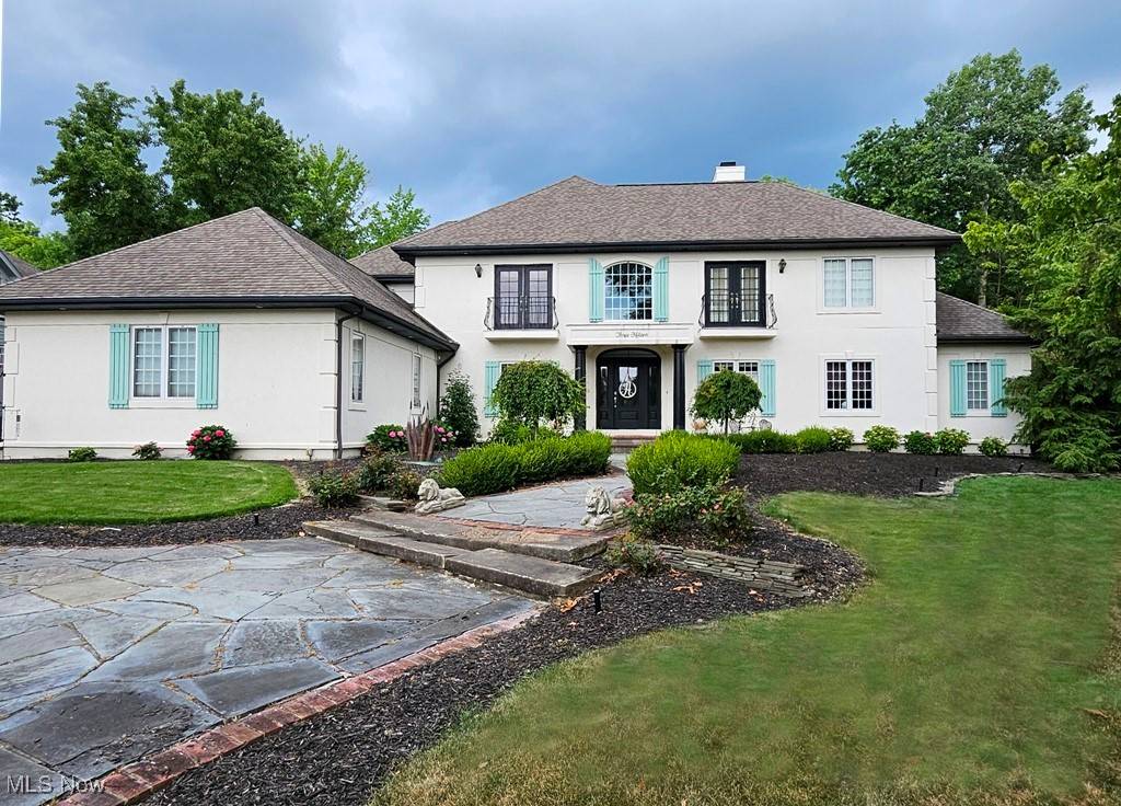 Aurora, OH 44202,315 Glengarry DR