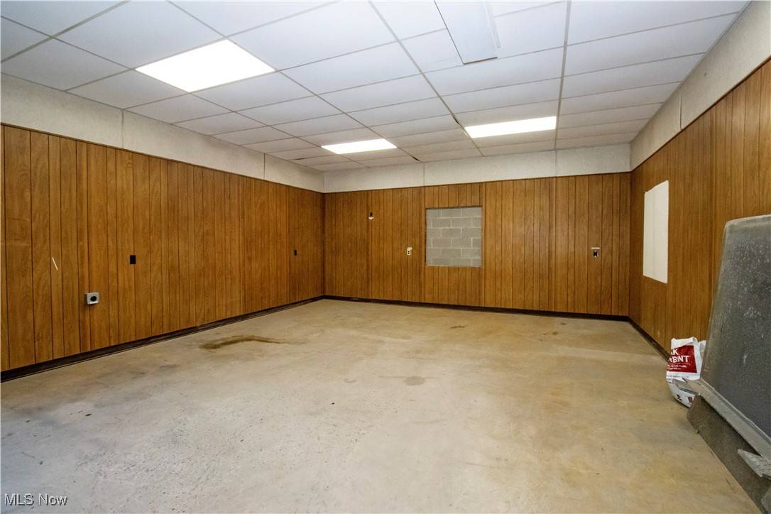 Shreve, OH 44676,390 E Wood ST
