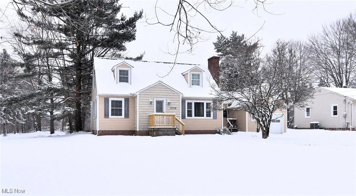 Highland Heights, OH 44143,6308 Highland RD