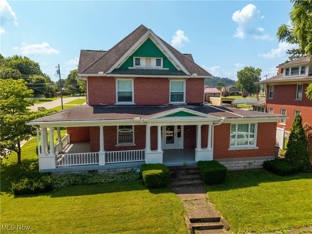 Williamstown, WV 26187,601 W 3rd ST