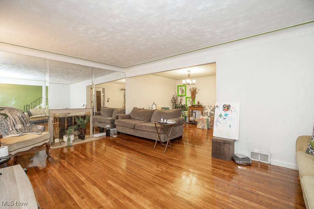 Cleveland Heights, OH 44112,2256 N Taylor RD