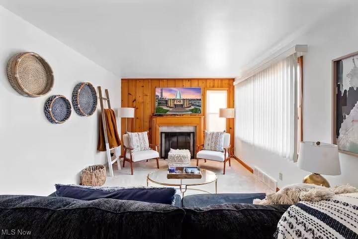Canton, OH 44708,3052 Helen PL NW