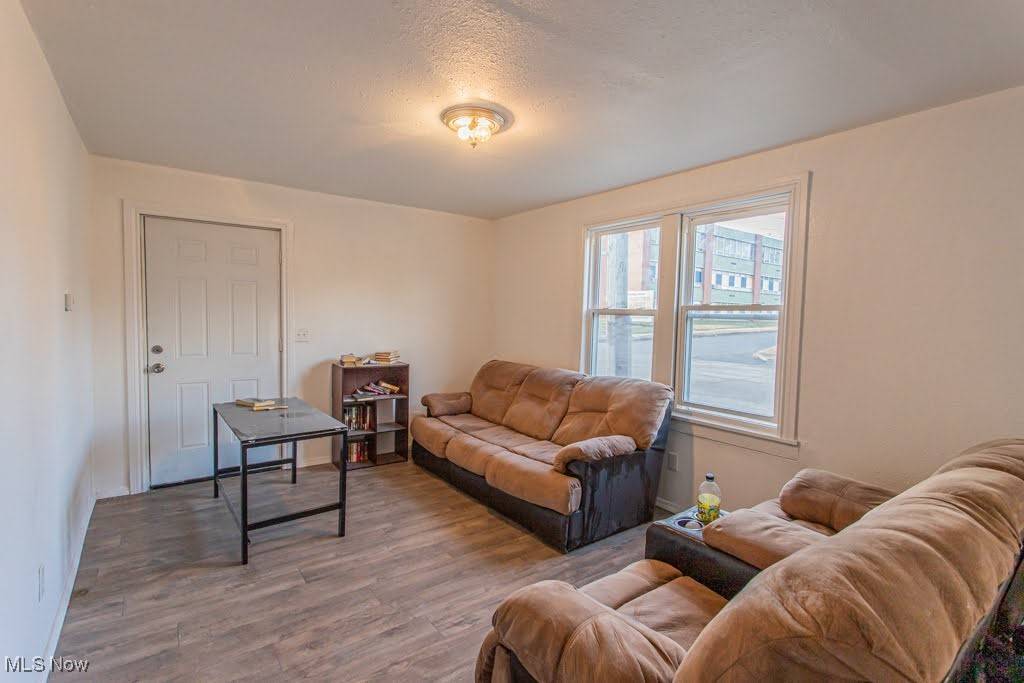 Youngstown, OH 44506,301 S Jackson ST