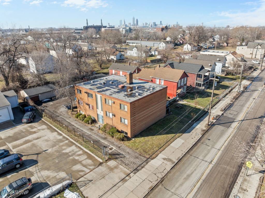 Cleveland, OH 44127,3250 E 49th ST