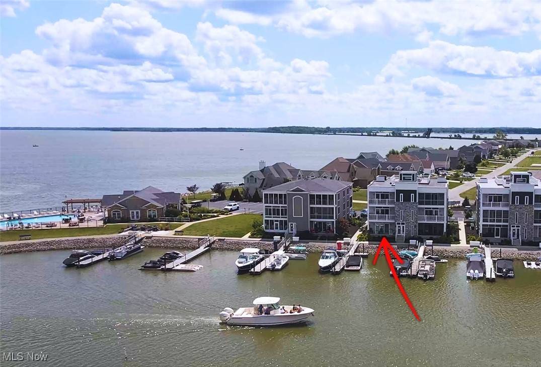 Lakeside-marblehead, OH 43440,2568 S Waterside CT #211