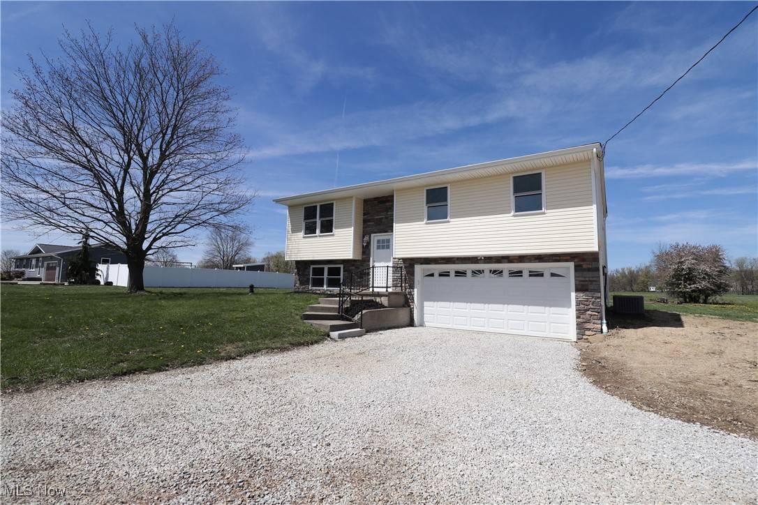 Doylestown, OH 44230,757 Eastern RD