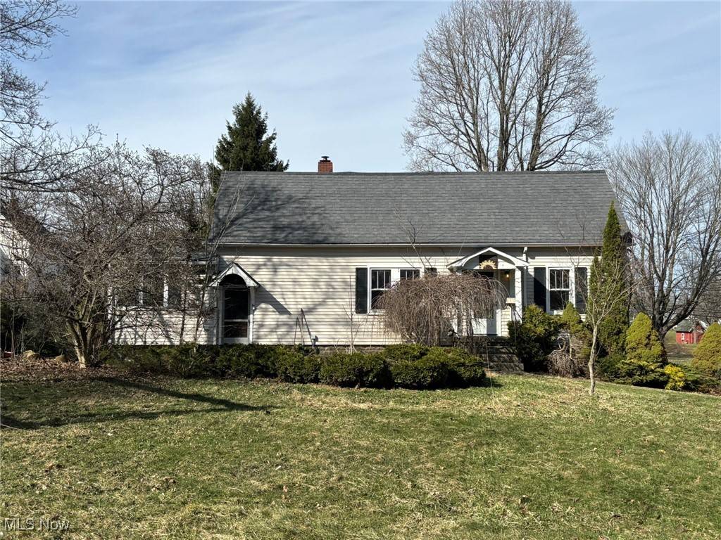 Chardon, OH 44024,416 N Hambden ST