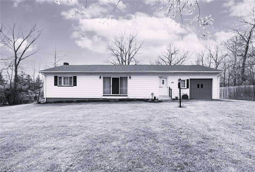 Petersburg, OH 44454,12656 Youngstown Pittsburgh RD