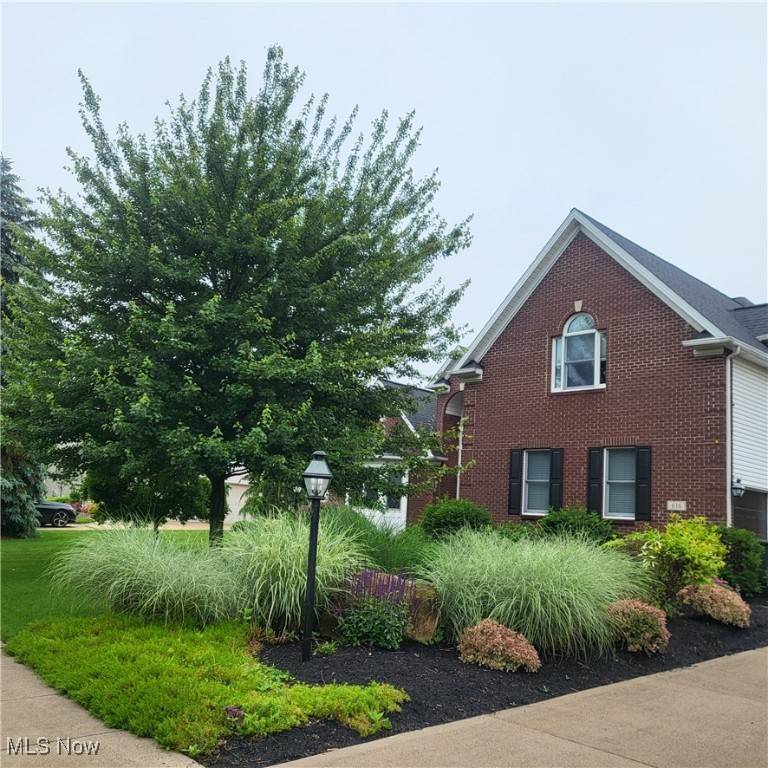 Amherst, OH 44001,616 Coventry PL