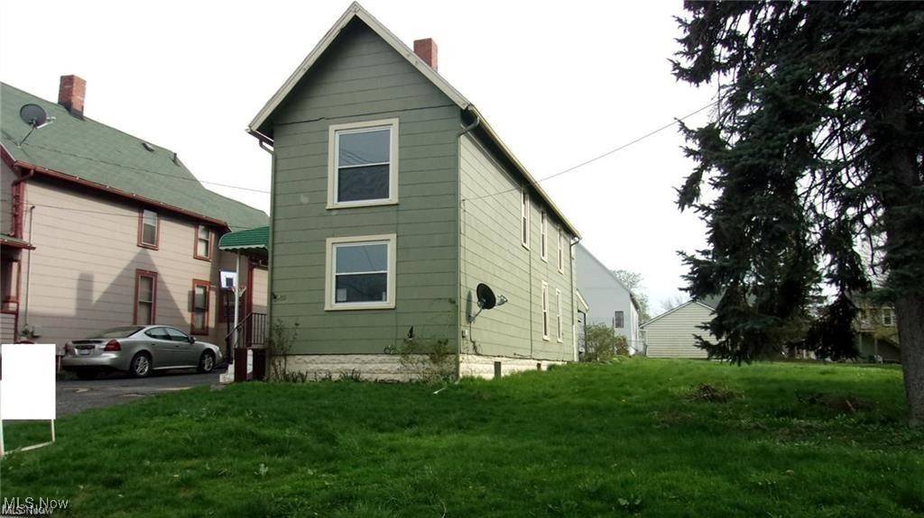 Ashtabula, OH 44004,910 E 15th ST