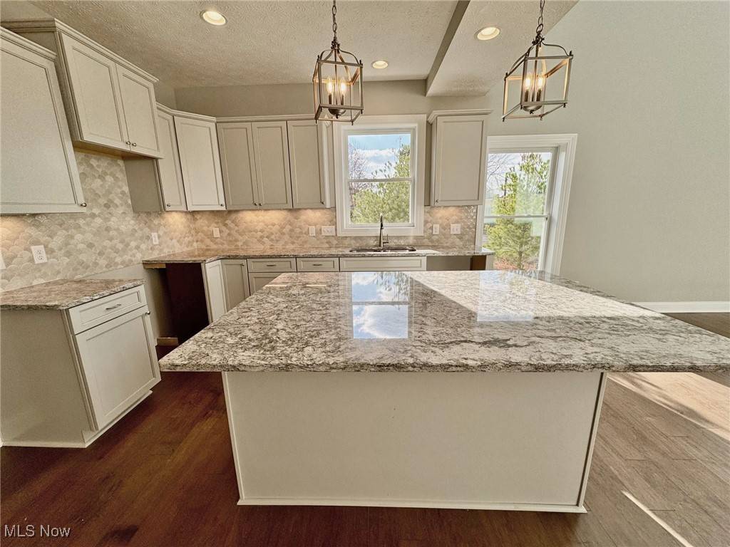Avon Lake, OH 44012,630 Monteforte CT #O-1