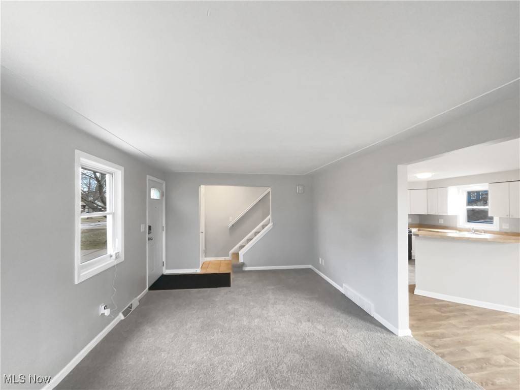 Lorain, OH 44052,935 W 23rd ST