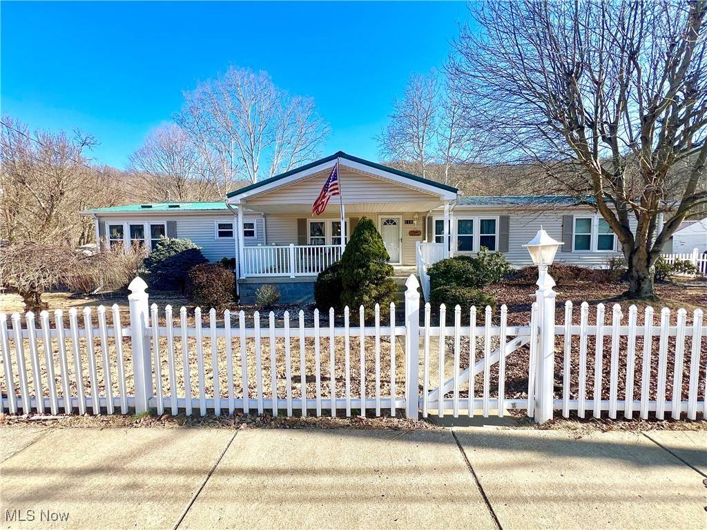 Dillonvale, OH 43917,115 Rhodes ST