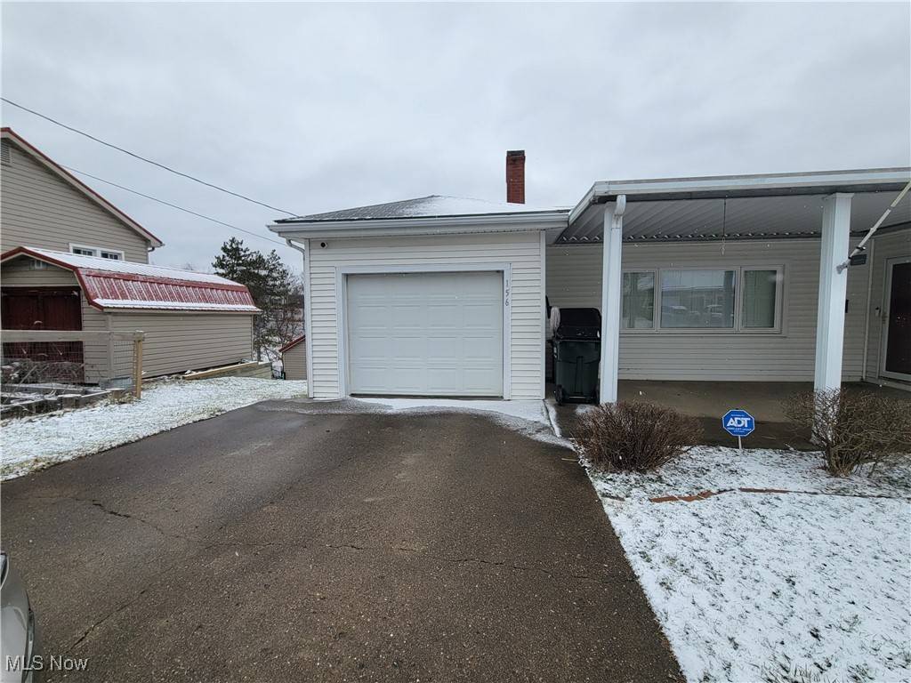 Cadiz, OH 43907,156 Locust LN