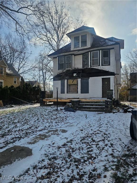 Cleveland, OH 44108,10924 Grantwood AVE
