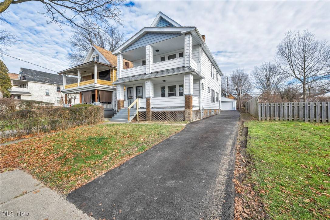 Cleveland, OH 44120,3461 E 118th ST