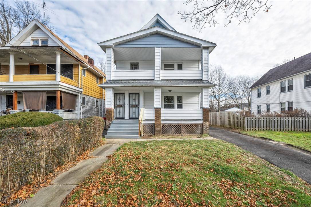Cleveland, OH 44120,3461 E 118th ST