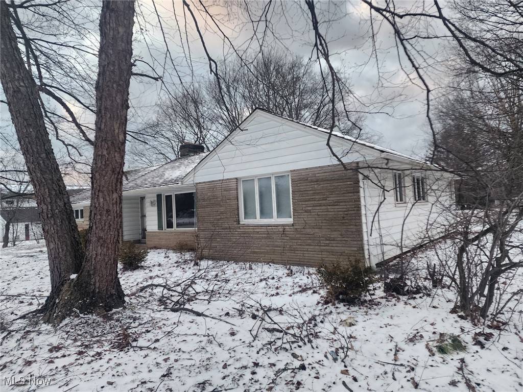 Chesterland, OH 44026,7516 Mayfield RD