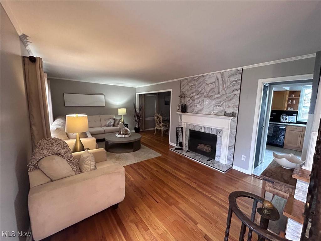 Cleveland, OH 44121,4520 Birchwold RD